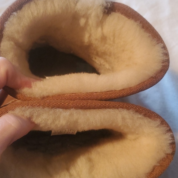 Koolaburra By UGG Cozy Tan with Bows Sz. 8 Boots - Picture 10 of 11